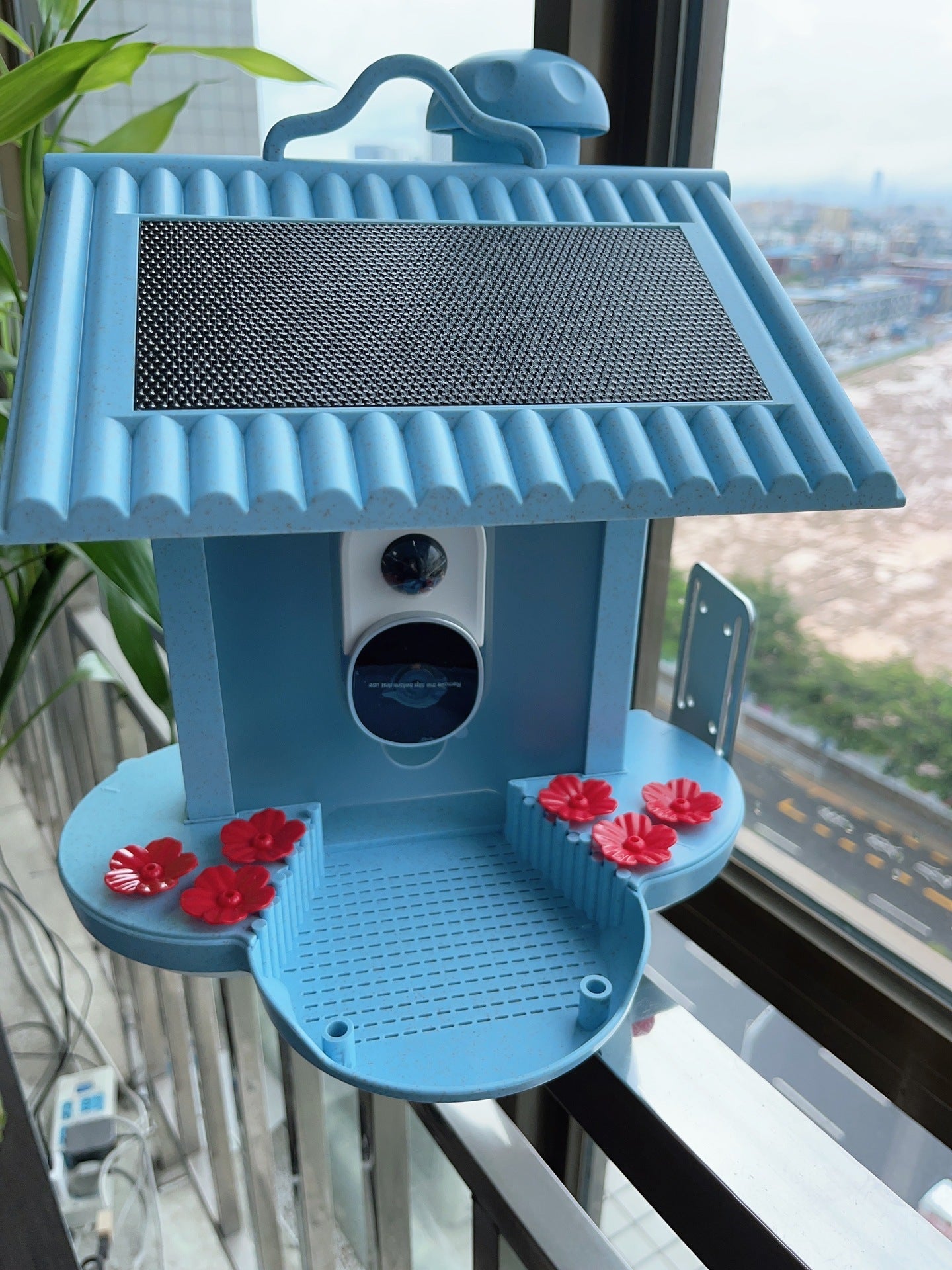 AI Smart Bird Feeder – 160° Wide Angle Camera with Bird Identification