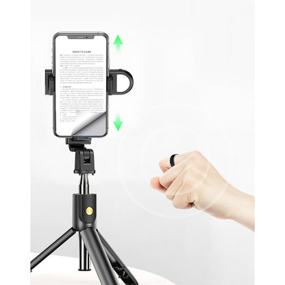 AI Smart Ring with Voice Control – E-Book Flip & Wearable Reader